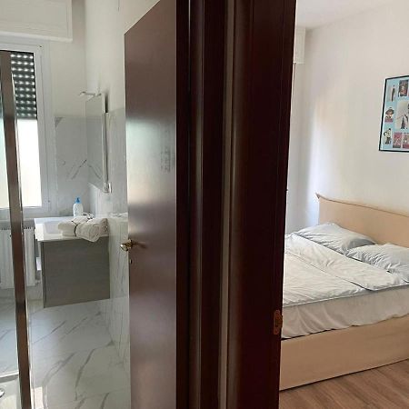 Town Flat Rapallo - Free Parking Екстер'єр фото